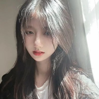 弘大约定 海报